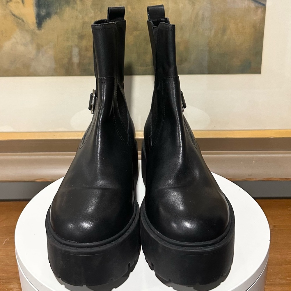 🌸MARC FISHER🌸 Dacilla Buckle Leather  Slip On Black Combat Boot Size: 8.5 - Picture 6 of 16